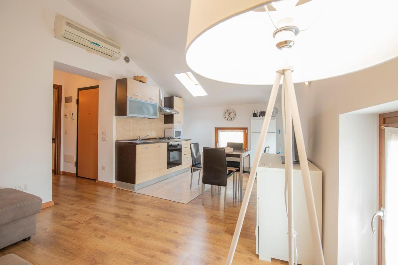 Valpolicella Homes Recioto Apartment SantʼAmbrogio di Valpolicella Exteriör bild