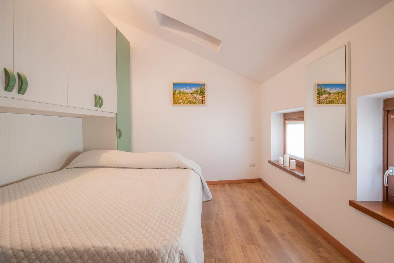 Valpolicella Homes Recioto Apartment SantʼAmbrogio di Valpolicella Exteriör bild
